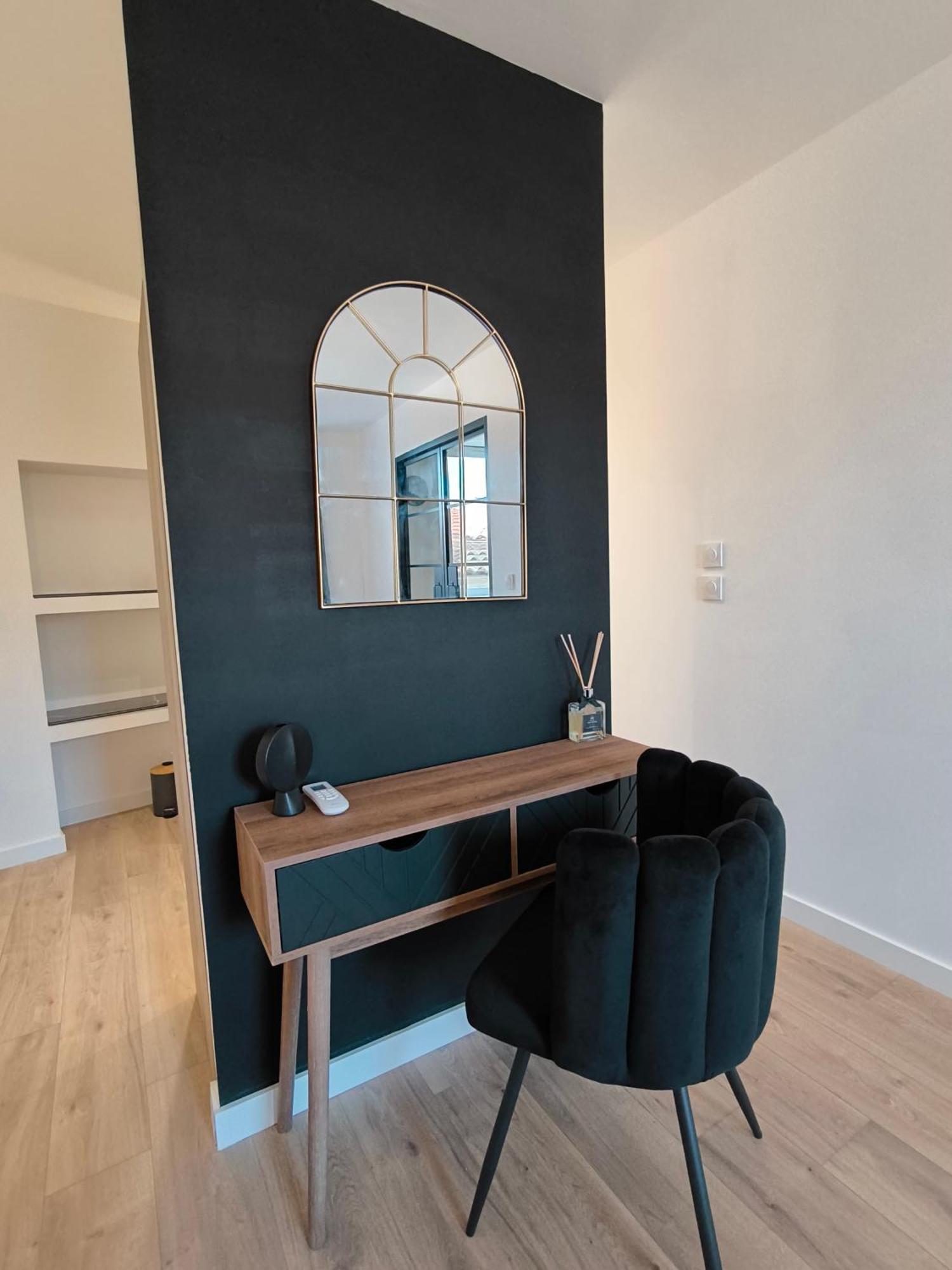 Appartement Sublime T2 En Plein Centre Climatise à Montélimar Extérieur photo